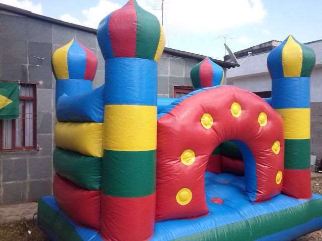 Imagens do Play Kids, bairro Parque Maria Helena - Suzano